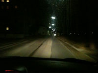 Auto fahren in der Nacht